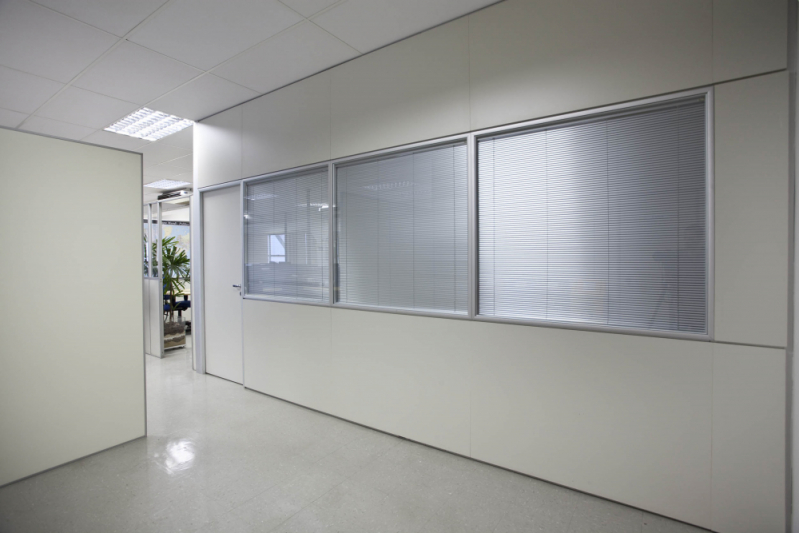 Divisória de Vidro para Ambiente Preço Campo Grande - Divisórias em Vidro para Interiores