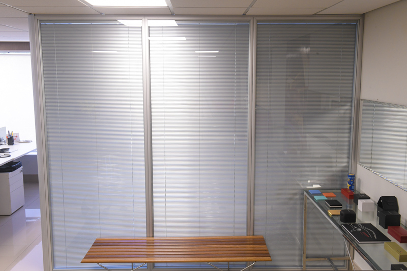 Empresa Que Faz Divisórias de Vidro para Escritórios Santo Amaro - Divisórias em Vidro para Interiores